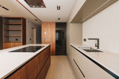 Novigrad – Luksuzni penthouse s terasom i pogledom na more 9