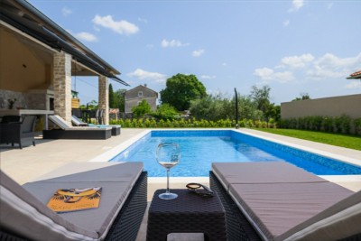 A new comfortable villa with a pool, fully equipped, not far from Rovinj 44