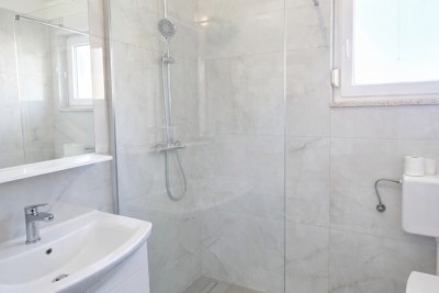 Poreč stan  1 kat,blizu grada i mora 11