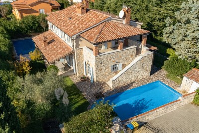 Mediterranean Semi-Detached House with Pool – Only 1 km from the Sea