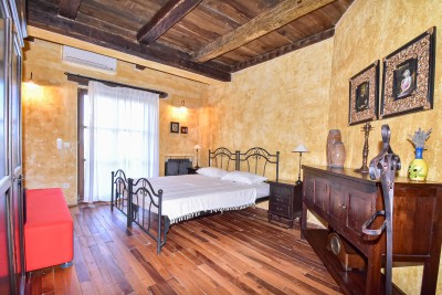 Autentica villa in pietra istriana con vista panoramica 35