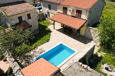 OPPORTUNITY!!! Intimate Istrian property with swimming pool and 2 residential units