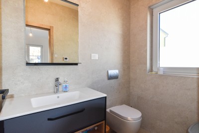 Poreč okolica – Moderna vila s bazenom, 4 km od morja 17