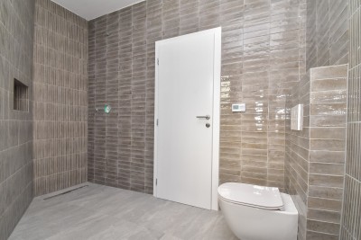 Appartamento con terrazza panoramica e jacuzzi a 2 km dal mare 11