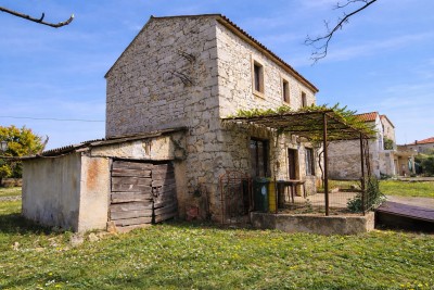 Autentica casa in pietra istriana da ristrutturare nei pressi di Umago 4