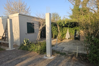 Casa 28 m², terreno 1.124 m² – a soli 500 m dal mare e dallo stadio principale ATP 8