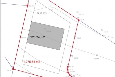 Ampio terreno edificabile a 4 km dal mare – possibilità di costruire 3 unità abitative 7