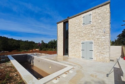 Nesvakidašnja kamena villa opremljena dizajnerskim namještajem na bajkovitoj lokaciji - u izgradnji 6