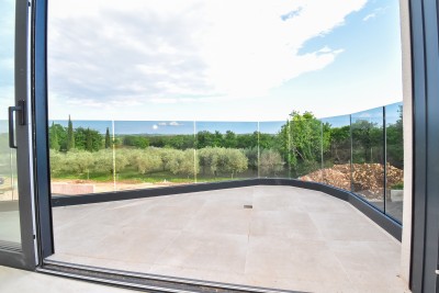 Jedinstveni stan sa krovnom terasom i panoramskim pogledom 6