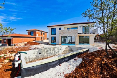 New modern villa in a quiet Istrian place with rustic elements - under construction