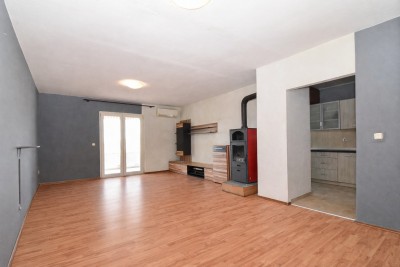 Stan s pogledom na more – Poreč centar 3