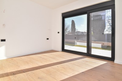 Ekskluzivna vila u istarskom stilu s bazenom i privatnošću 16