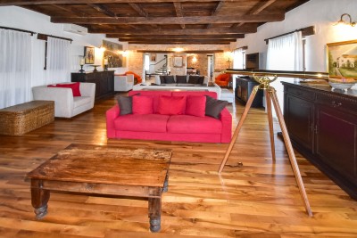 Autentica villa in pietra istriana con vista panoramica 7