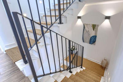 Poreč okolica | Moderna vila s bazenom i krovnom terasom | 168 m² | Novogradnja 2023 24