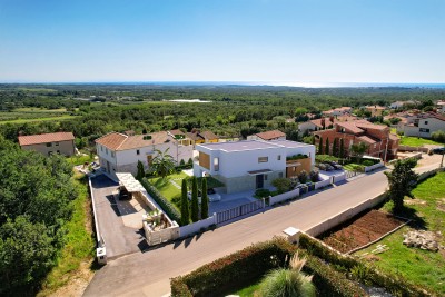 Moderne Villa mit beheiztem Pool und fantastischer Aussicht, stilvoll eingerichtet - in Gebäude 43