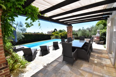 Charmante Steinvilla mit Pool und Panoramablick auf das Meer 8