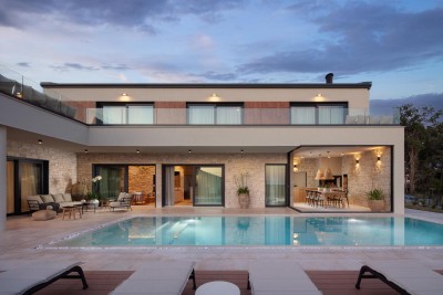 Poreč Area – Designer Villa with Sea View 27